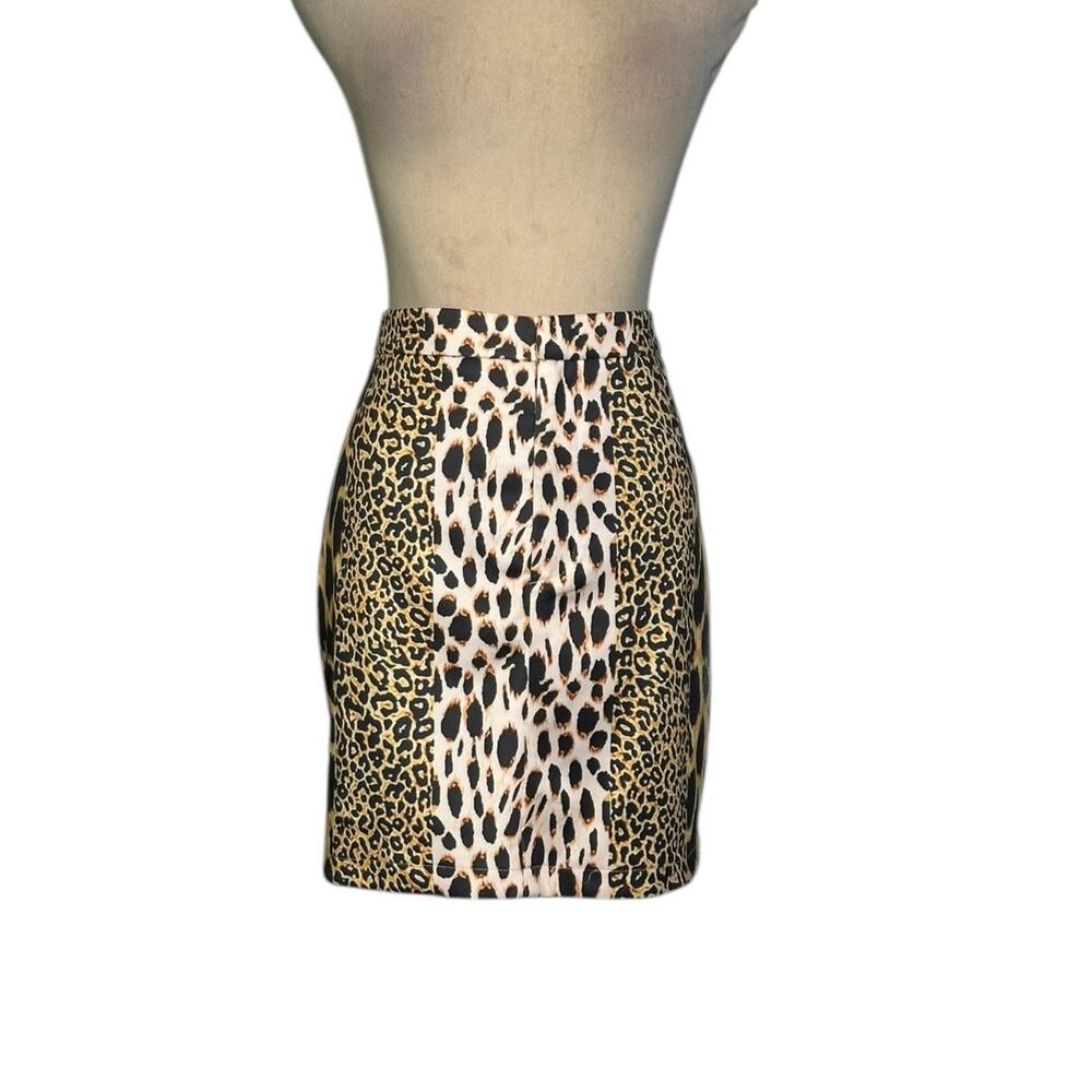 Fashion Nova animal print mini skirt size small